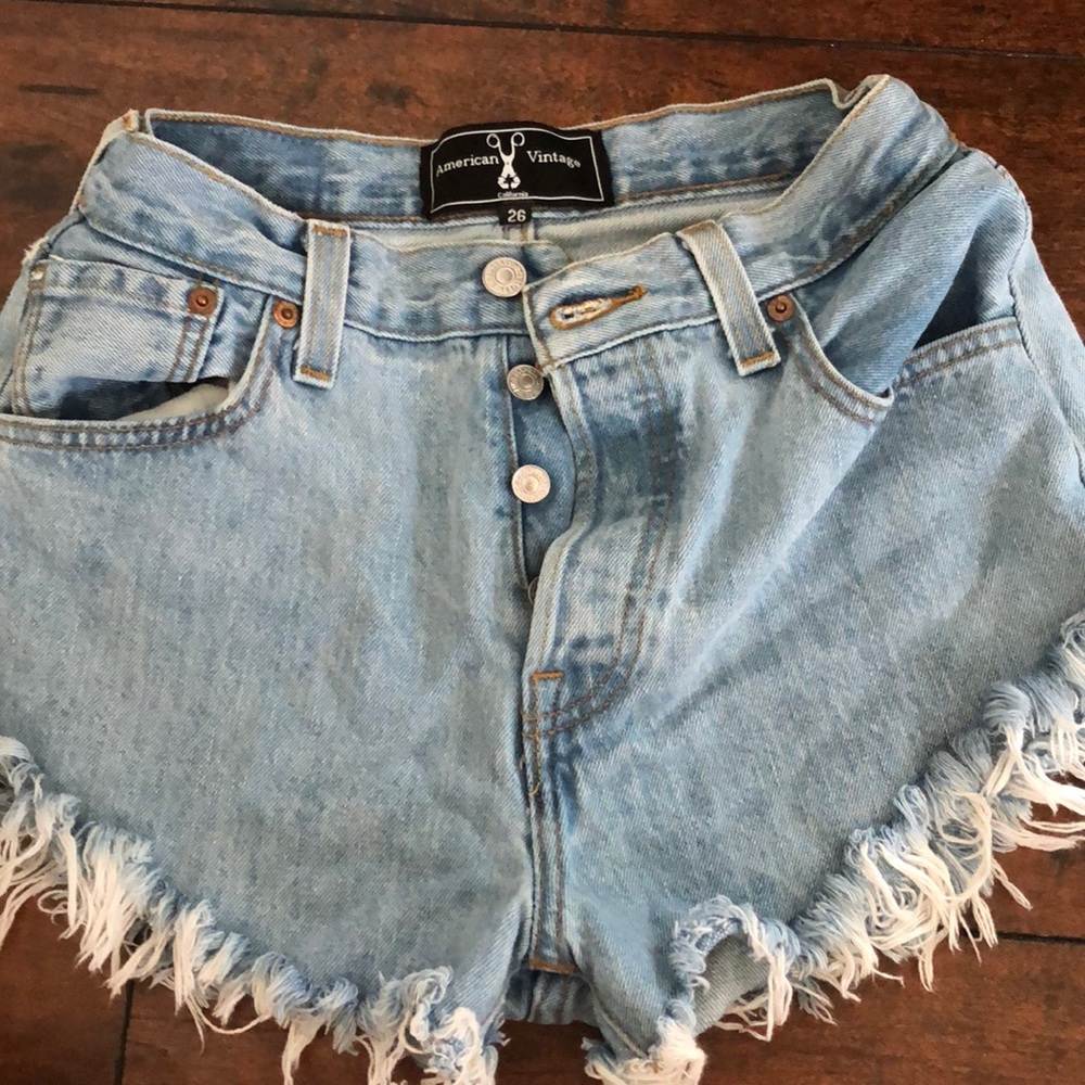 levi shorts